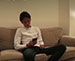 【ゲイ動画】スジ筋イケメンがソファでリラックスしながら手コキオナニー！